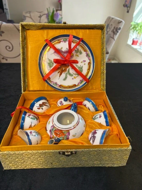 Vintage Chinese Miniature Fish-Themed Tea Serving Set - Picture 1 of 16